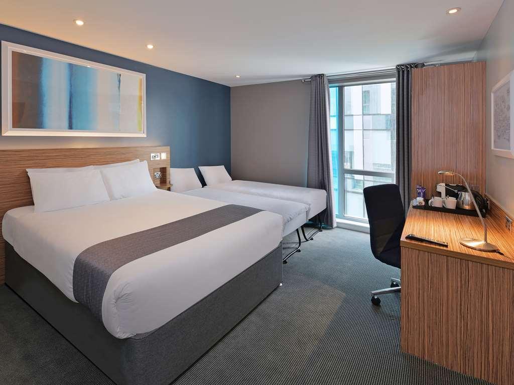 Travelodge London Central Southwark Londres Quarto foto